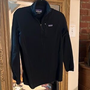 Patagonia Black Quarter-Zip Pullover R1 waffle fleece women’s M